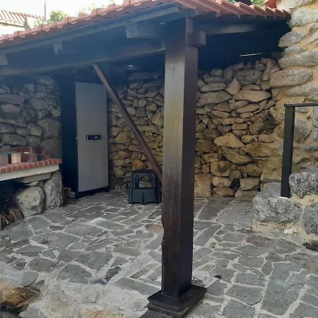 Ninho Do Corvo Da Urgueira * Urgueira (Aveiro)