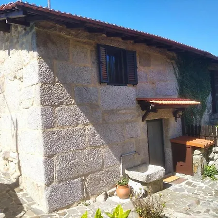 Alpehytte Ninho Do Corvo Da Urgueira *