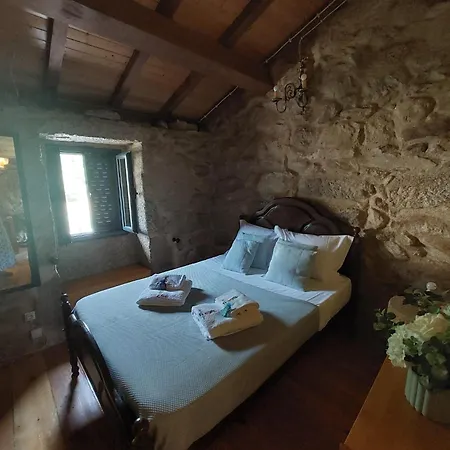 Domek alpejski Ninho Do Corvo Da Urgueira