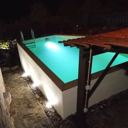 Ninho Do Corvo Da Urgueira * Urgueira (Aveiro)